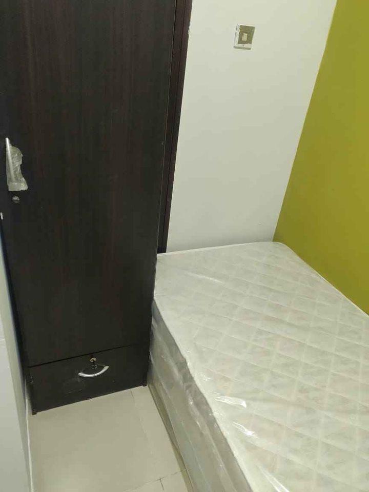 Avaialable Partition for Rent in Deira Al Rigga ewaar