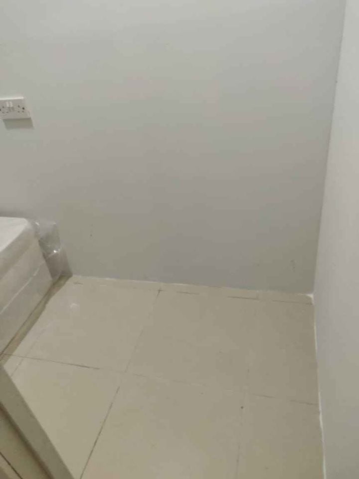 Avaialable Partition for Rent in Deira Al Rigga ewaar