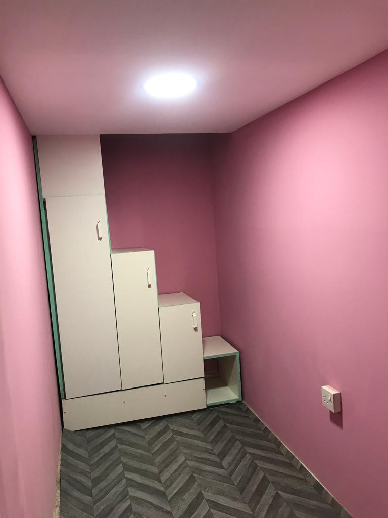 Partition Available in Al Rigga ewaar