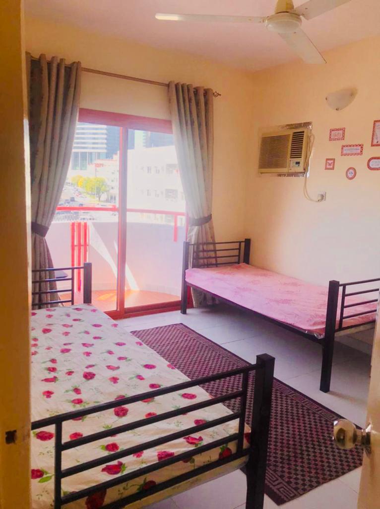 Executive ladies bedspace 1200 aed karama less crowded (burjuman metro