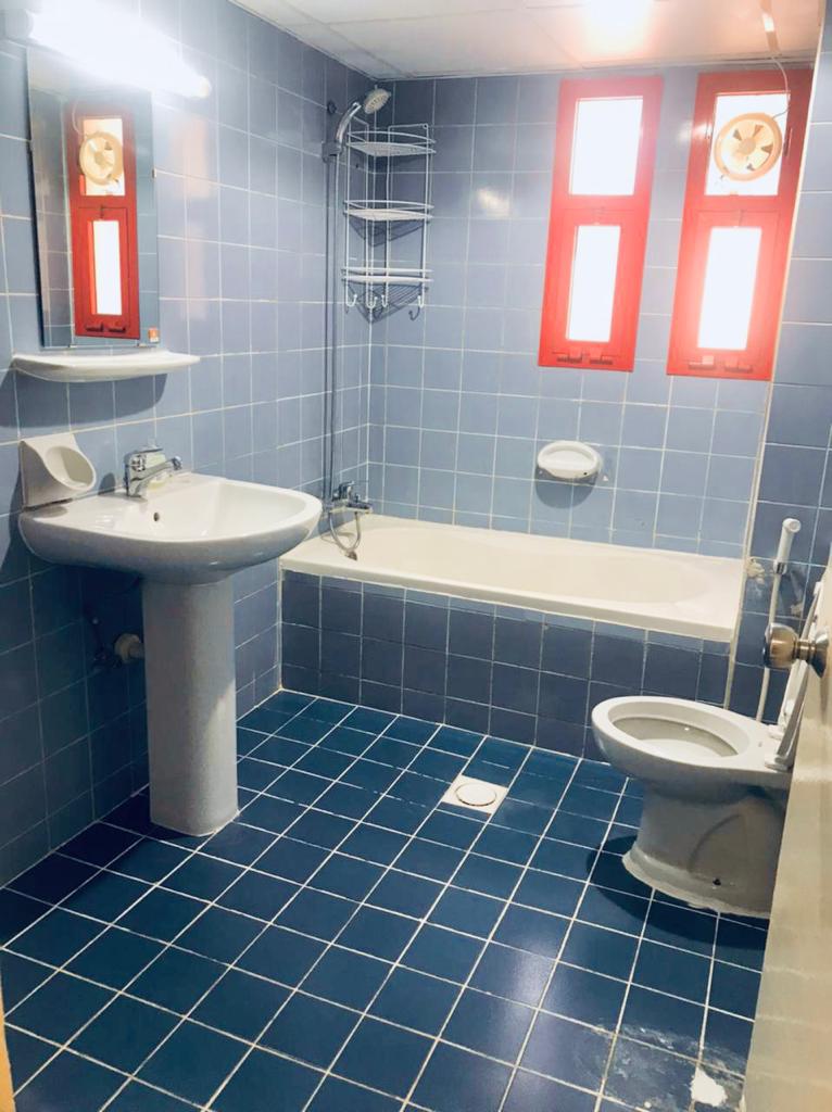 Executive ladies bedspace 1200 aed karama less crowded (burjuman metro