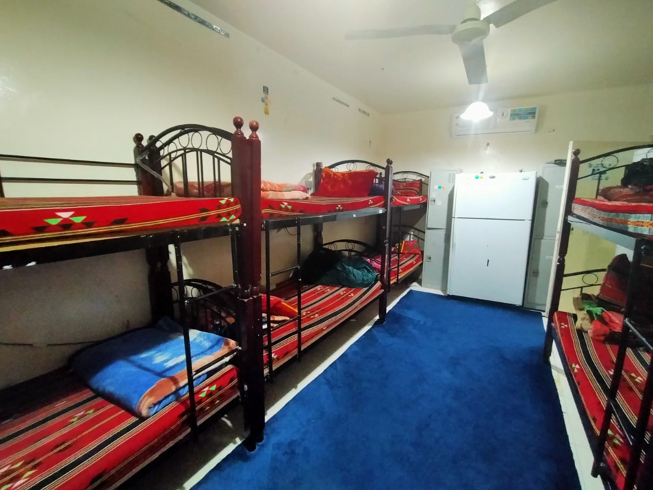 Sharing Boy Bachelor's Bed Space in Non Crowded Room in