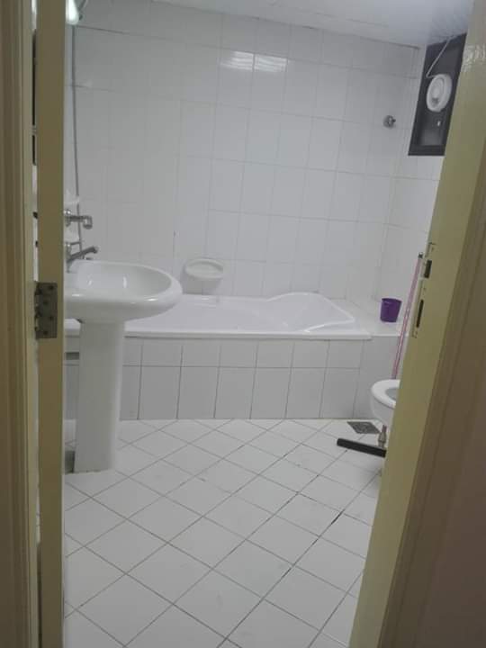 Partition Available near Salah Al Din Metro ewaar