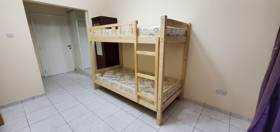 Executive Bed Space available in Bur Juman at AED 700 / Month ewaar