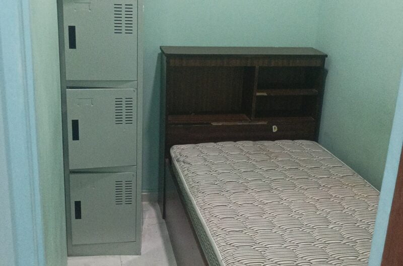 Rooms and partition available near rigga metro station deira Dubai ewaar