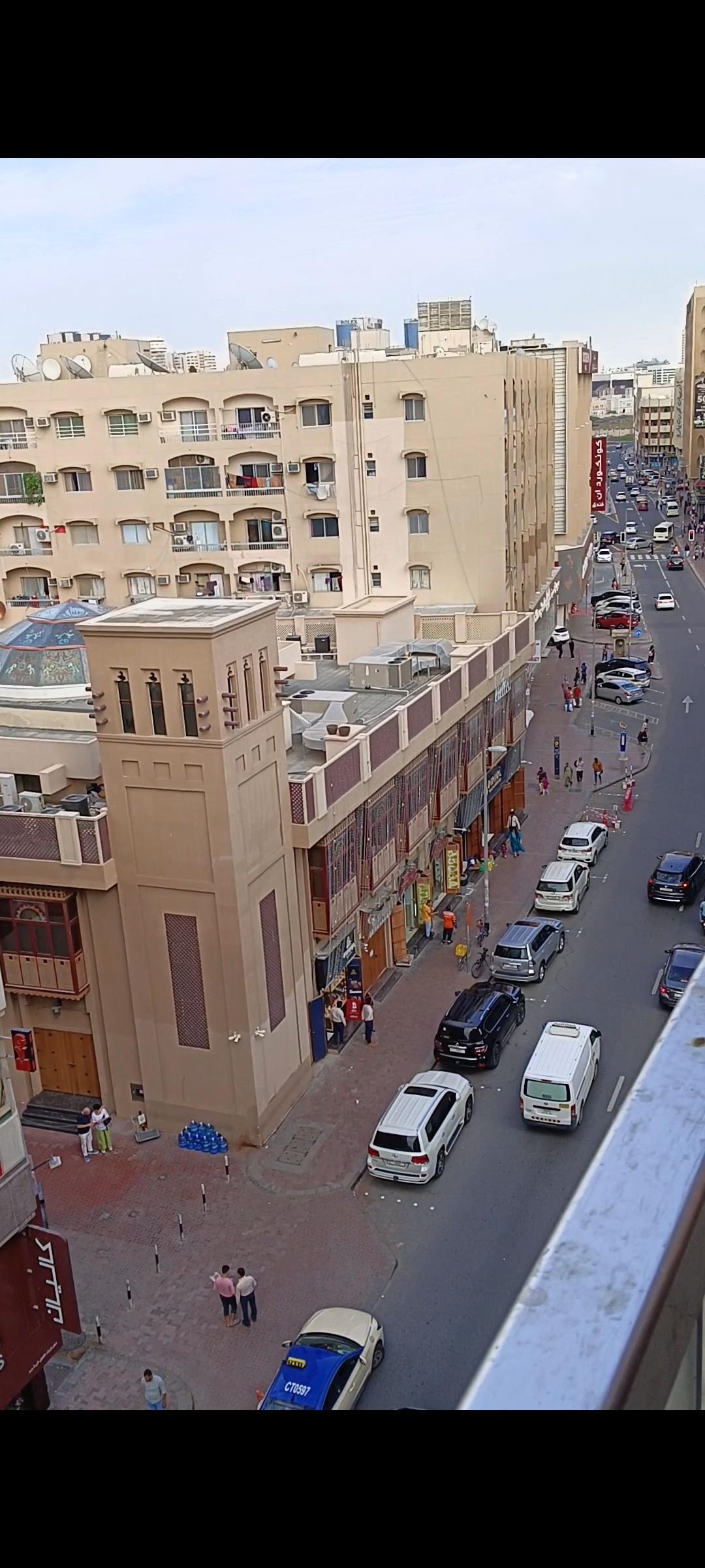 Family Furnished Partitions, available on urgent basis (Bur Dubai) ewaar