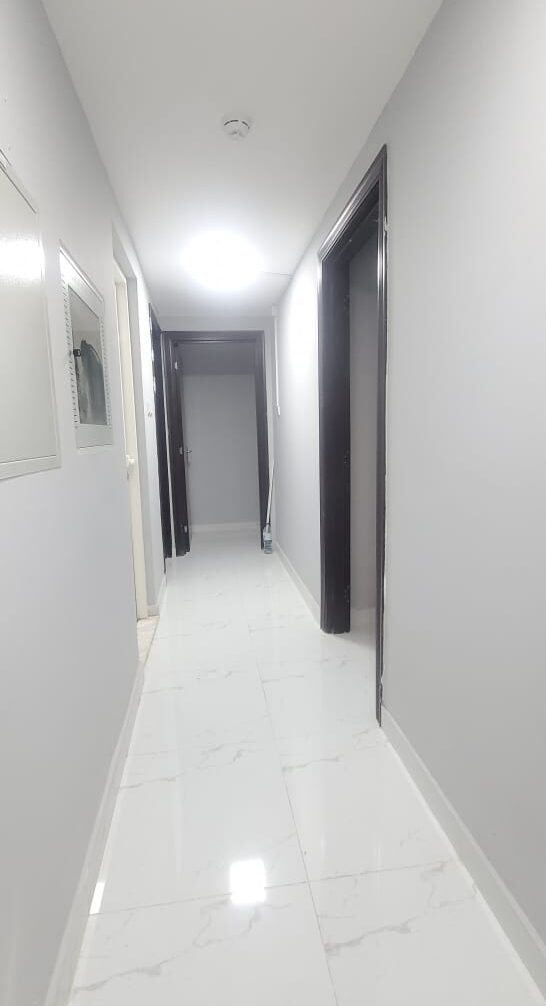 new building new partition for rent 1000 in sharaf dg and burjuman ewaar