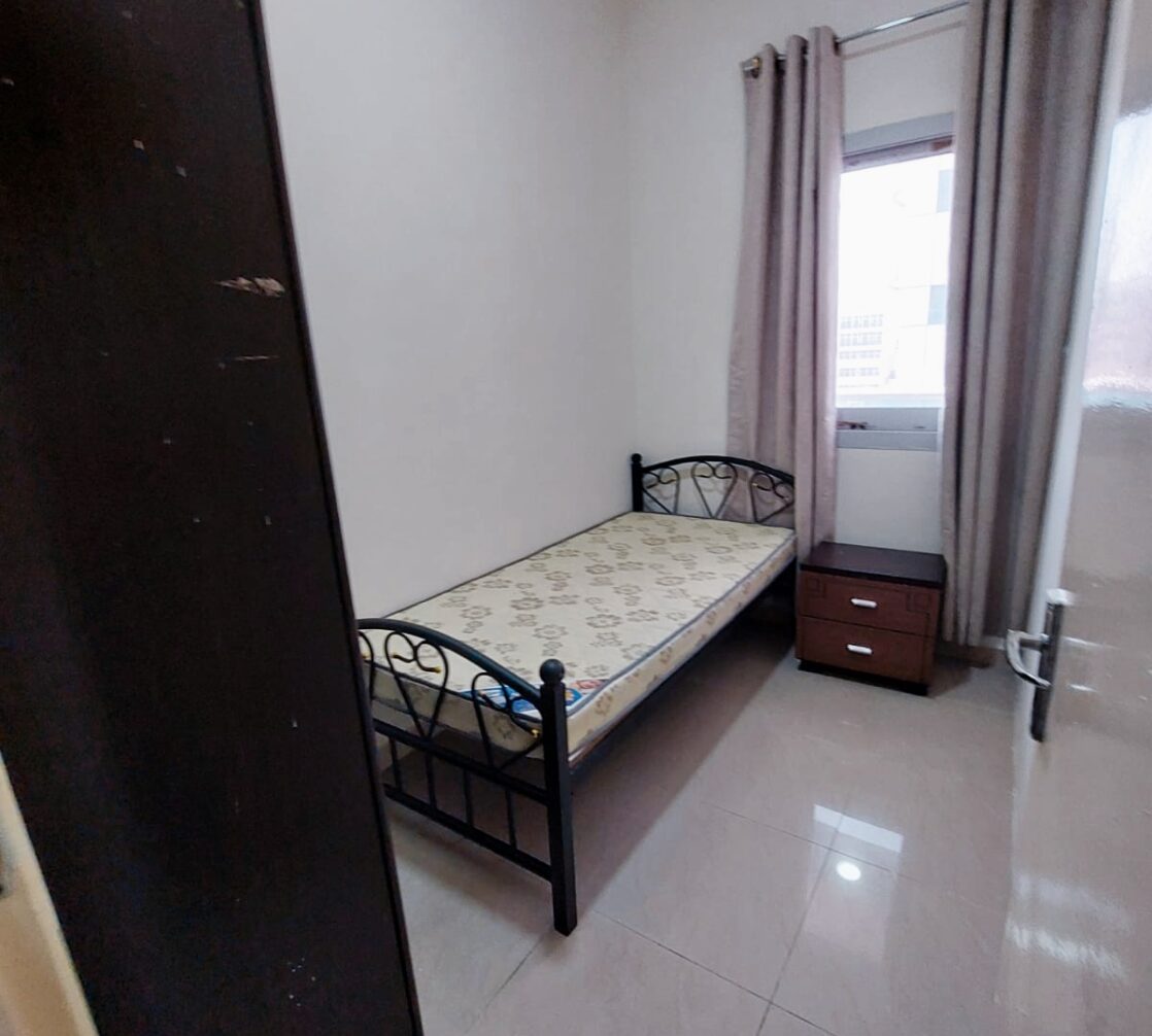 Half Room Window Partition in Al Nahda 2 Dubai ewaar