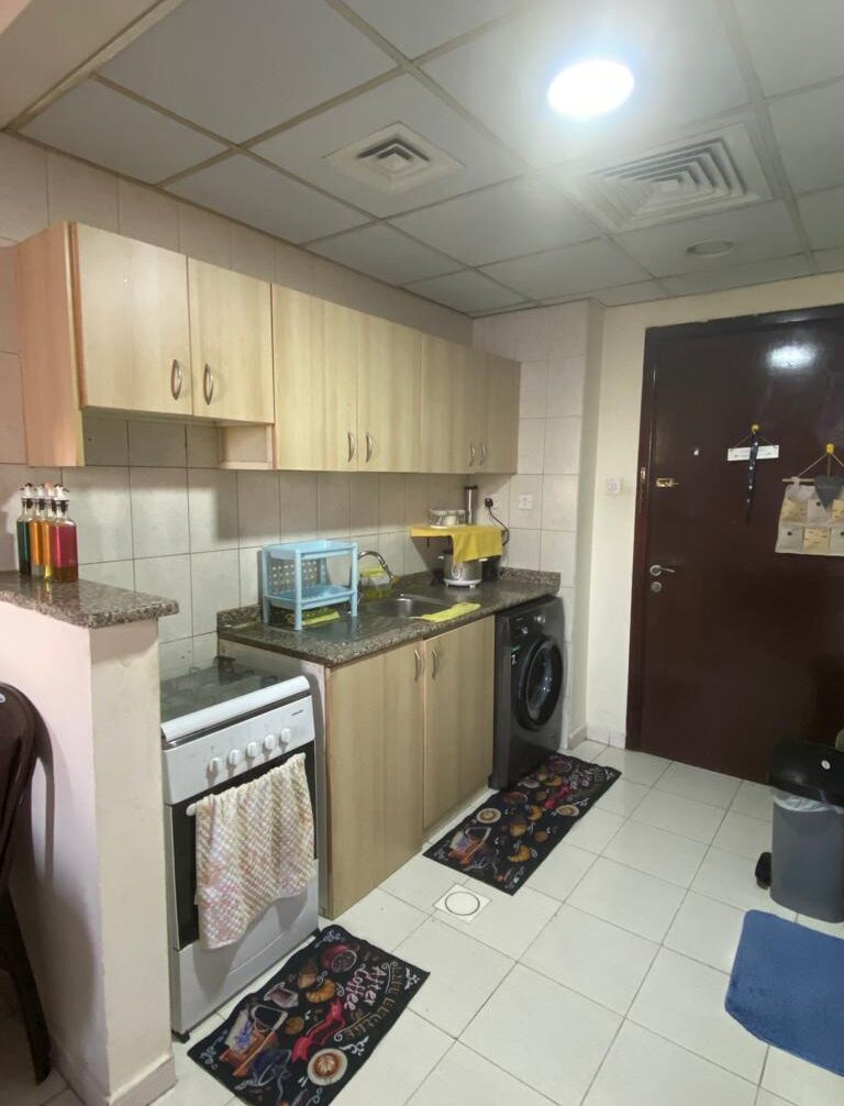 Partition for Rent International City 900 per Month ewaar