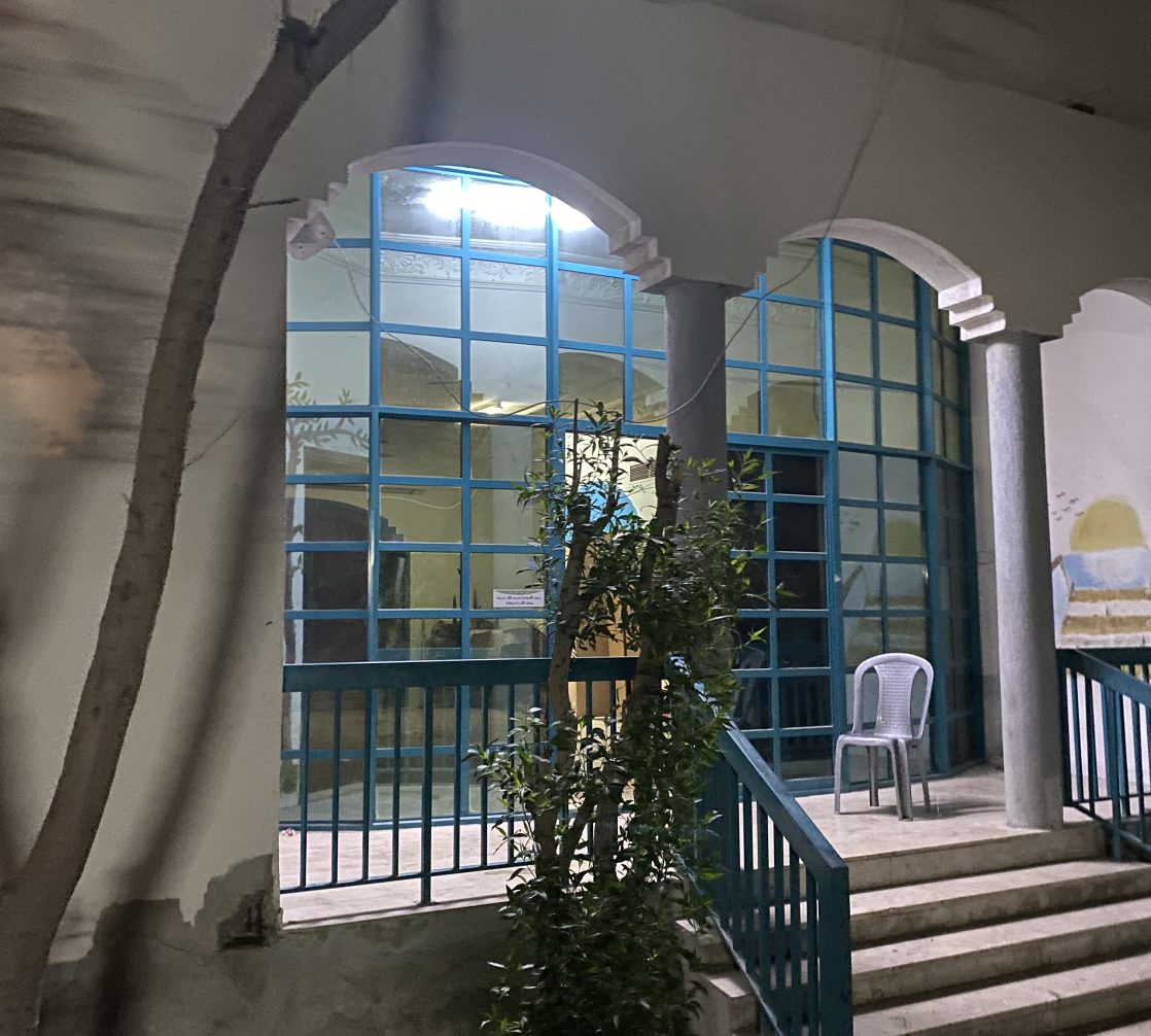 Bachelor Bedapace for rent in Villa near qusais metro station ewaar