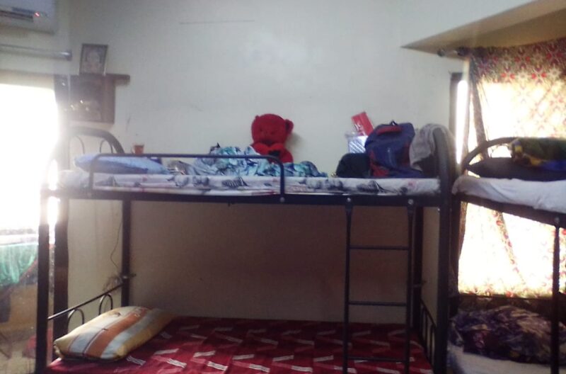 Partition for Rent in Bur Dubai ewaar