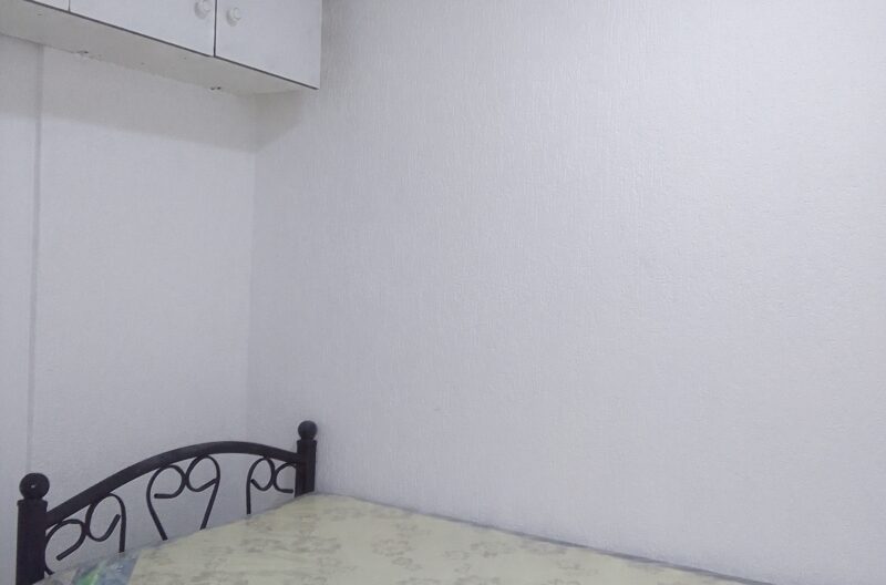 Partition for rent in al rigga Dubai at 1200Aed month ewaar